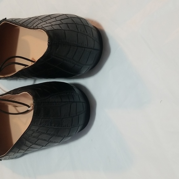 a.n.a New Black Croc Pattern Flats size 7.5 - Picture 3 of 3